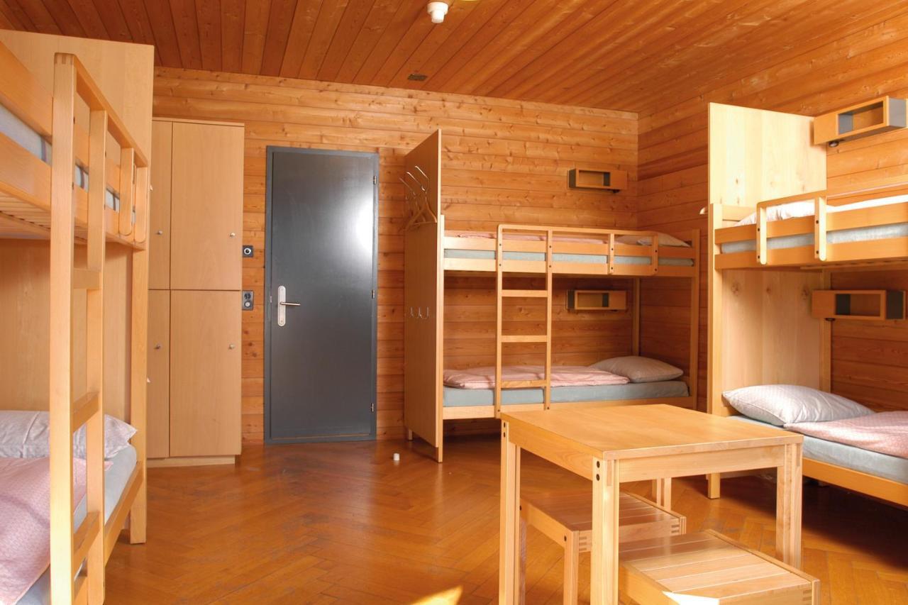 GRINDELWALD YOUTH HOSTEL, GRINDELWALD **